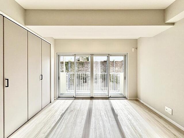 室内 東京メトロ丸ノ内線 赤坂見附駅 徒歩4分