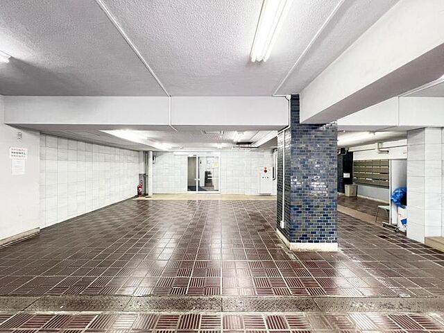 エントランス 東京メトロ千代田線 千駄木駅 徒歩2分