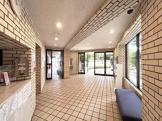 エントランス 東京メトロ千代田線 綾瀬駅 徒歩13分