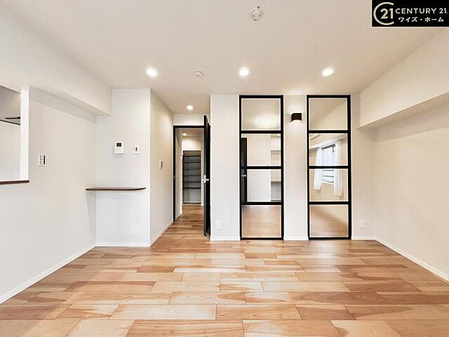 リビング/ダイニング 東京メトロ千代田線 赤坂駅 徒歩7分