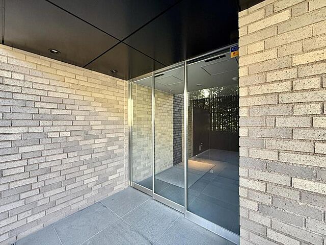 エントランス 東京メトロ千代田線 千駄木駅 徒歩4分