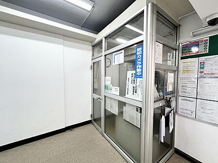 【エントランス】落ち着いた雰囲気のエントランスです。