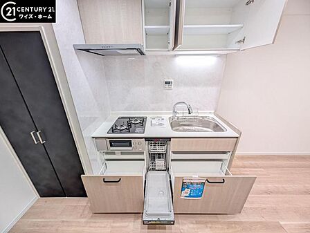 【キッチン】 広がりのある空間、洗練されたデザイン、食洗機・浴室乾燥機などあると便利な設備が備わり日常をより快適に心地よいものにしてくれます