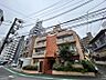 外観：【外観】端正なフォルムが印象に残る建物デザイン。
