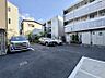 駐車場：【駐車場】通勤やお出かけにも心強い敷地内スペース。
