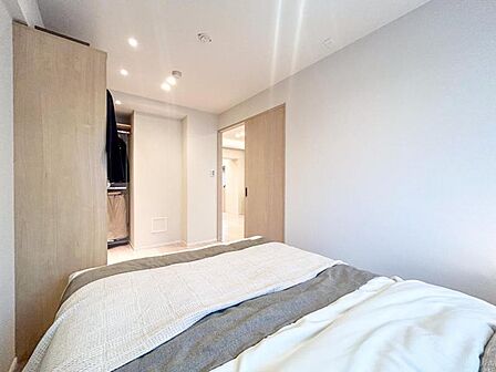 【洋室】 仕事や趣味のスペースとしても活用できる、多用途に使える部屋。