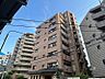 外観：【外観】圧迫感がなく街並みに馴染む落ち着いた佇まい。
