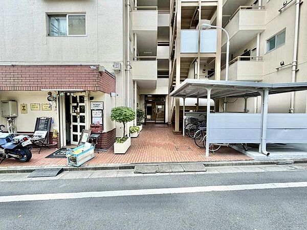 エントランス