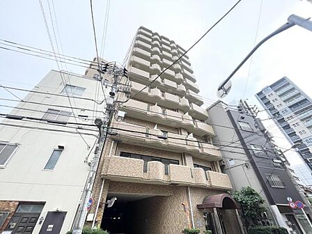 【外観】重厚感のある佇まいが魅力です。