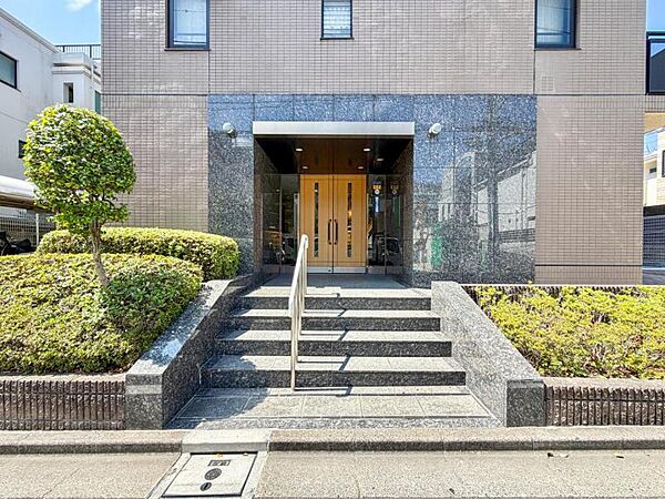 エントランスを拡大表示