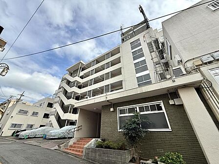 【外観】分譲マンションならではの品のある外観です。