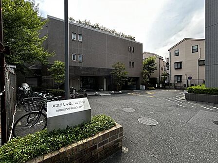 【外観】住む人がいつまでも心地良さを感じ続けられる多様な住空間を創造します。