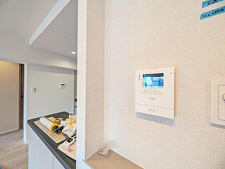 【設備】 家族の安心を守るTVインターホン