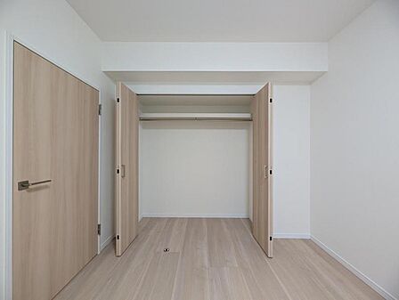 【収納】各所に収納があり、お部屋を広く使えます。