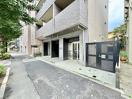 【周辺環境】穏やかな街並みに包まれた住環境。