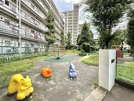【周辺環境】すぐ近くに公園もあります。