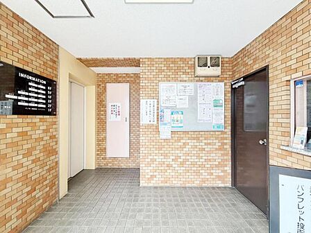 毎日の暮らしに寄り添う、優しい雰囲気の外観が魅力です。