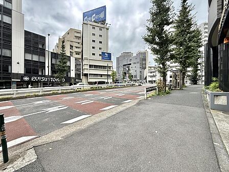 【周辺環境】生活の利便性と落ち着きを兼ね備えた立地。