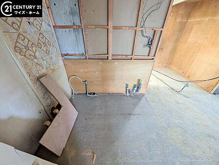 【キッチン】リフォーム中だから分かる確かな施工。こだわりの対面キッチンが、家族の絆をより深めてくれます。