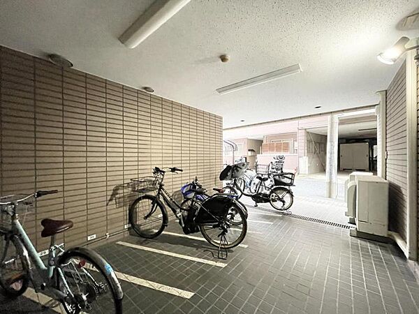 エントランスを拡大表示