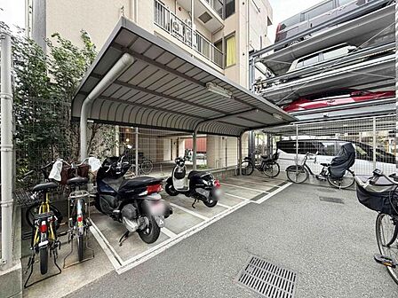 【駐輪場】住民専用の駐輪場で安心してご利用いただけます。
