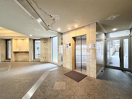 【エレベーター】エレベーター完備のため荷物が多くなっても安心。