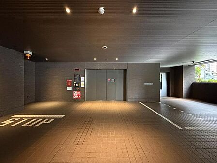 【駐車場】敷地内に設けられた利便性の高い環境。