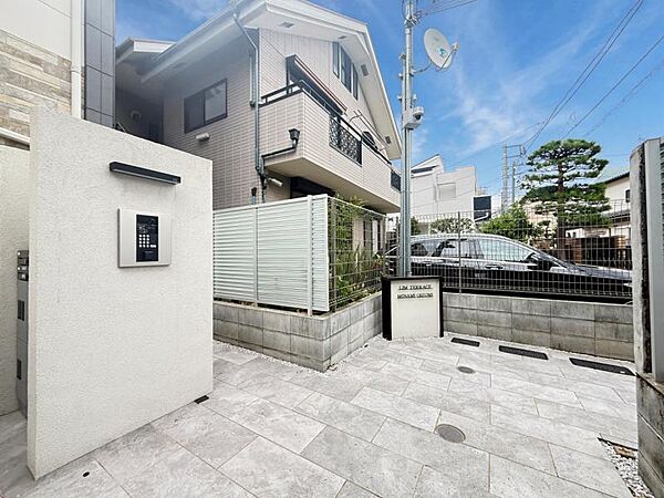エントランスを拡大表示