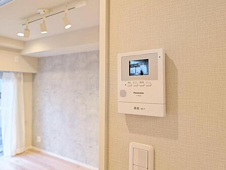 【設備】 防犯面でも安心感のあるTVインターホン