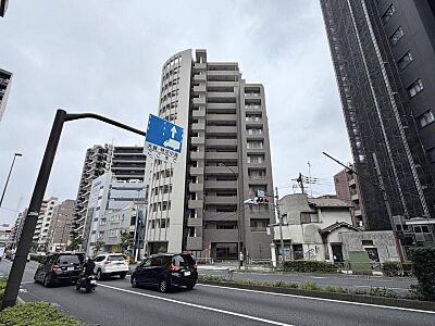 外観：【外観】重厚感のある佇まいが魅力です。
