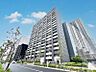 外観：【外観】空へと伸びるシャープなライン。洗練された都市生活の象徴。