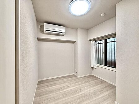 【洋室：4.3帖】安らぎをもたらすプライベート空間。
