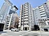 外観：【外観】規則正しく並ぶ窓のラインが、建物全体に心地よいリズムを生みます。
