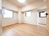室内：【洋室：6.3帖】　一日の疲れをいやしてくれる主寝室。時を忘れて過ごす場所として過ごせるお部屋です。