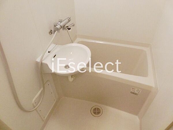 画像7:浴室乾燥機付きのお風呂です。