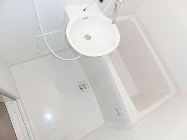 画像7:雨の日も便利な浴室乾燥機付き。