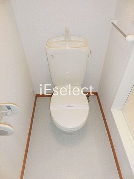 画像11:トイレはシンプルですね