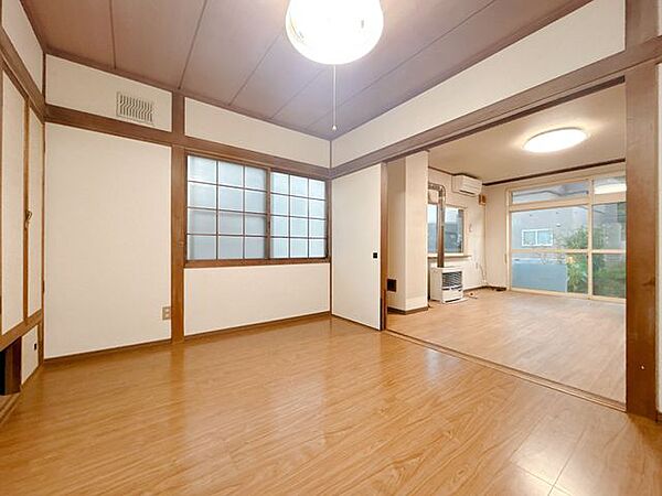 室内を拡大表示