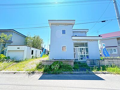 外観：【住宅ローン減税対象】価格には消費税を含みます。自社物件につき随時ご案内可能。内覧希望の方はお電話ください。