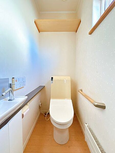 トイレを拡大表示