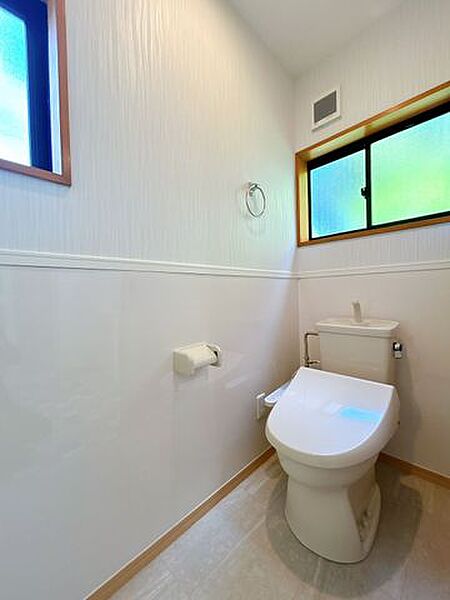 トイレを拡大表示