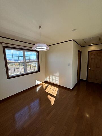 室内 会津若松市一箕町松長5丁目2-4