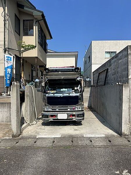 駐車場を拡大表示