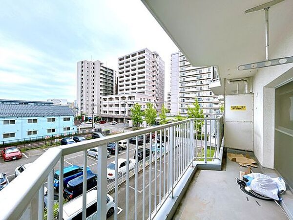 バルコニーを拡大表示