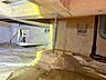 その他：【リフォーム中】中古住宅の3大リスクである、雨漏り、主要構造部分の欠陥や腐食、給排水管の漏水や故障を2年間保証します。その前提で床下まで確認し、シロアリの被害調査と防除工事も行います。