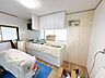 キッチン：【リフォーム中10/12更新】キッチン写真です。新しいシステムキッチンに交換作業中です。インテリアに合わせやすくお手入れもしやすい人工大理石のワークトップとステンレス製シンクのキッチンです。