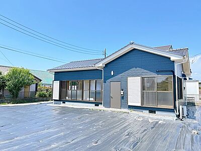 外観：価格には消費税、リフォーム費用を含みます。リフォーム中でもご案内可能（要事前予約）。内覧希望の方は前日までにお電話ください。ぜひご家族皆様でご来場ください。