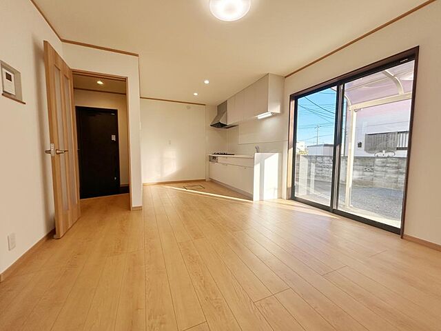 リビング/ダイニング 伊勢崎市東小保方町2949-11