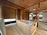 室内：【リフォーム中写真8/2更新】北側5.5帖洋室の別角度です。建具と照明の交換も行います。新設するクローゼットには普段使わないお洋服や小物を収納していただけます。