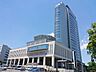 周辺：ファミリーマート高崎宮元町店 高崎市役所まで650ｍ（徒歩8分）です。徒歩圏内に市役所があり、各種行政手続きがスムーズに行える便利な環境です。 170m